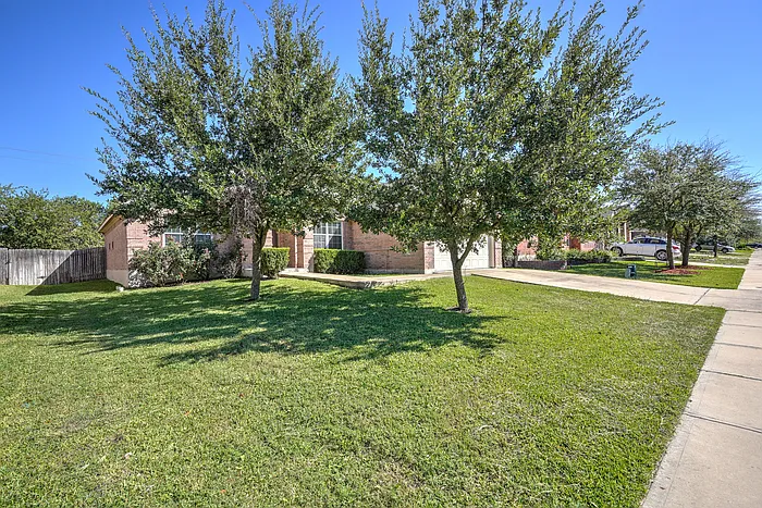 138 Justin Leonard Dr — Photo 26