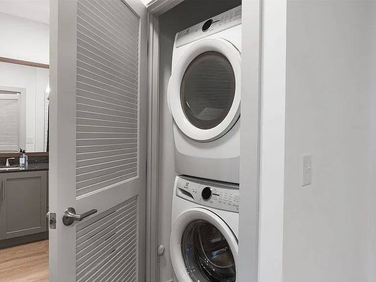 Washer/Dryer