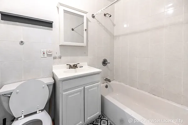 Rented by Sorensens Parkview Terrace Real Estate Inc | media 7