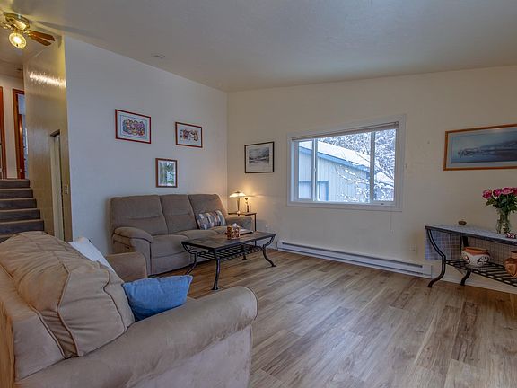 5th image of 2213 Raven Rd APT B