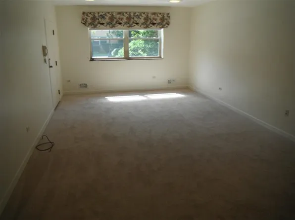 618 11th Ave, Huntington, WV 25701