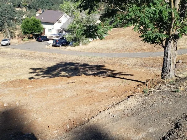 1245 Cheyenne Rd, Copperopolis, CA 95228