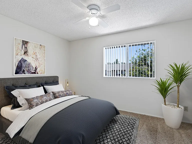 Shadowridge Heights Apartments — Photo 11