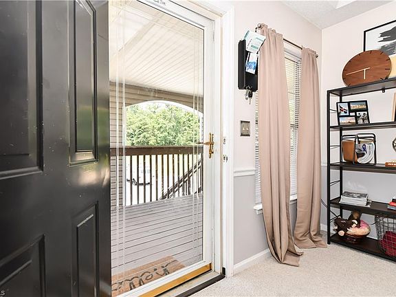 4th image of 2630 Ingleside Dr #2B