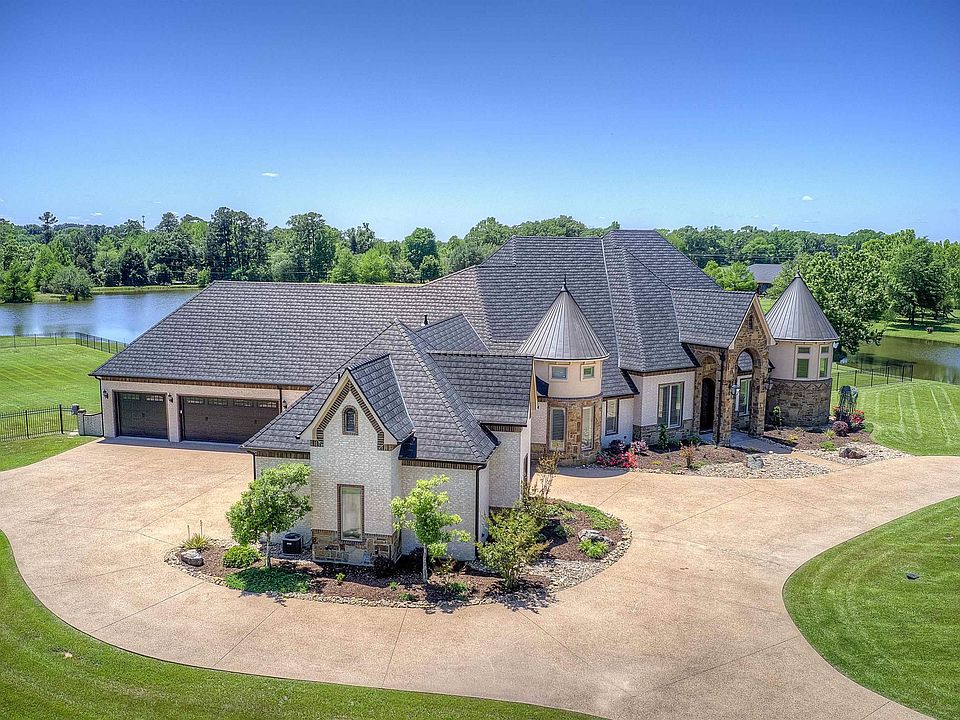 180 Turtle Creek Dr, Longview, TX 75605 MLS 23006260 Zillow