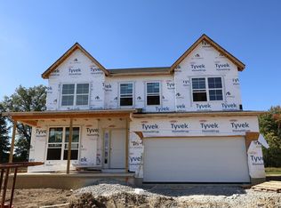 340 Royal Fern Ln, Lewis Center, OH 43035