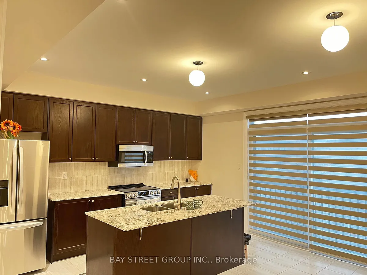 Building Photo - 251 Tennant Cir