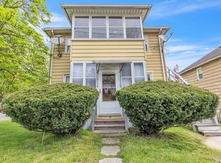 18 Goodwin St, Springfield, MA 01151