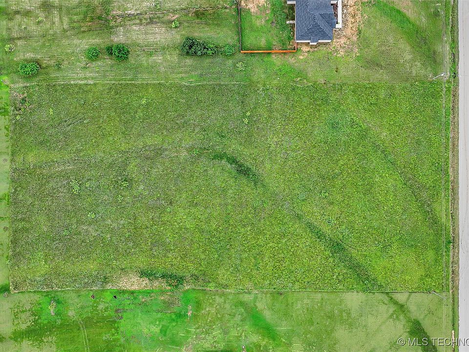 2nd image of Quail Ridge Rd