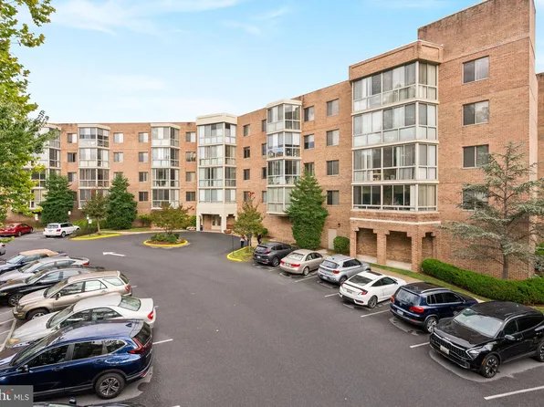 2900 N Leisure World Blvd APT 201, Silver Spring, MD 20906