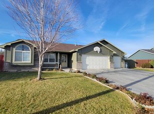 1713 N Cliffrock Rd, Nampa, ID 83651