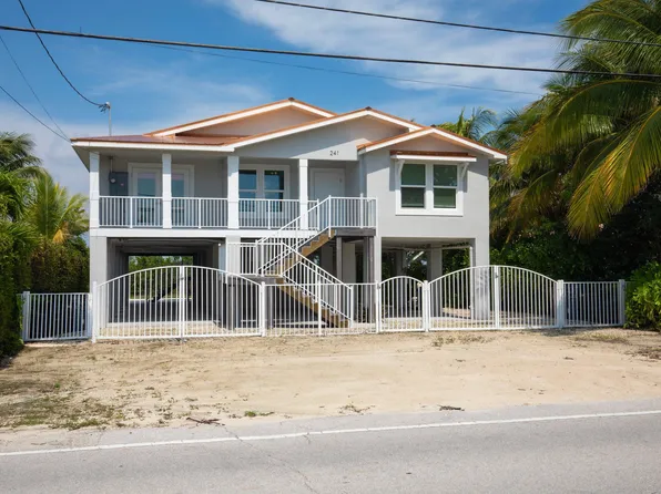 241 W Indies Dr, Ramrod Key, FL 33042