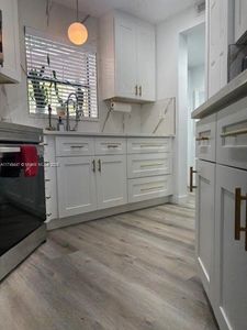 6755 W Broward Blvd APT 304, Plantation, FL, 33317