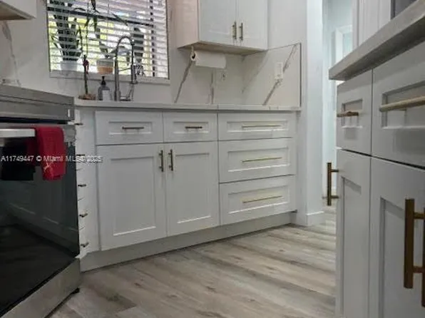 6755 W Broward Blvd APT 304, Plantation, FL 33317