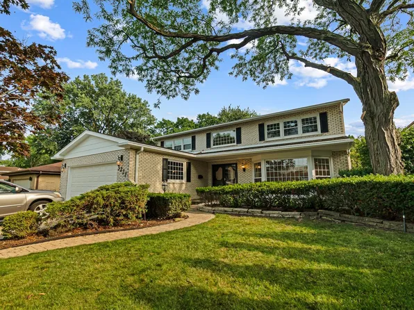 3227 Greenleaf Ave, Wilmette, IL 60091