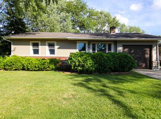 315 Charing Cross Rd, Elk Grove Village, IL 60007