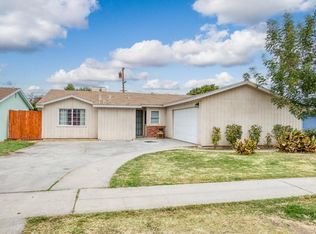 3865 E Ashlan Ave, Fresno, CA 93726