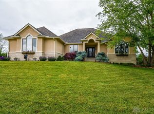 2338 Abbey Ln, Xenia, OH 45385