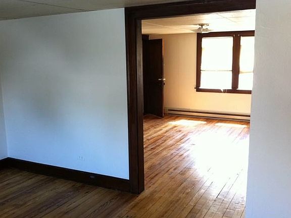 5th image of 17515 Franklin Ave