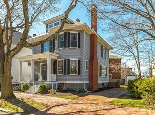 42 Warren St, Salem, MA 01970