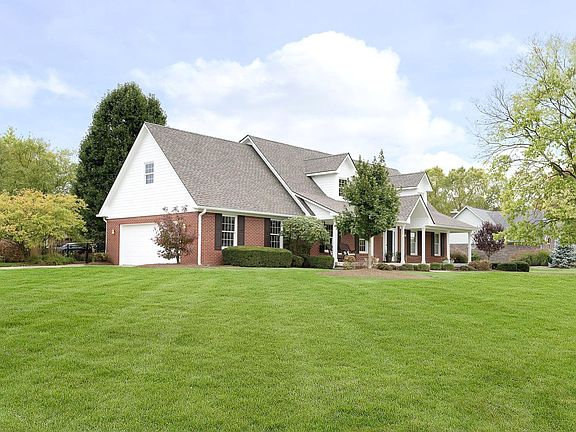 2nd image of 7125 Fox Hollow Ln