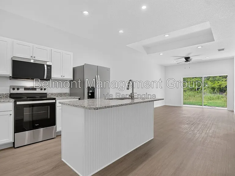 630 NW 59th Ave #2 — Photo 4
