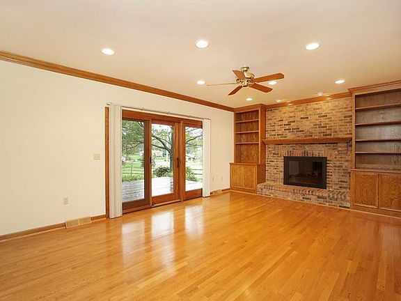 5th image of 8087 New Brunswick Dr