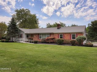 31 Mccampbell Road, Holmdel, NJ 07733
