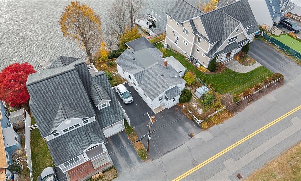 1st image of 21 Edgemere Blvd