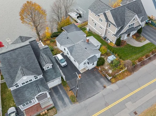 21 Edgemere Blvd, Shrewsbury, MA 01545