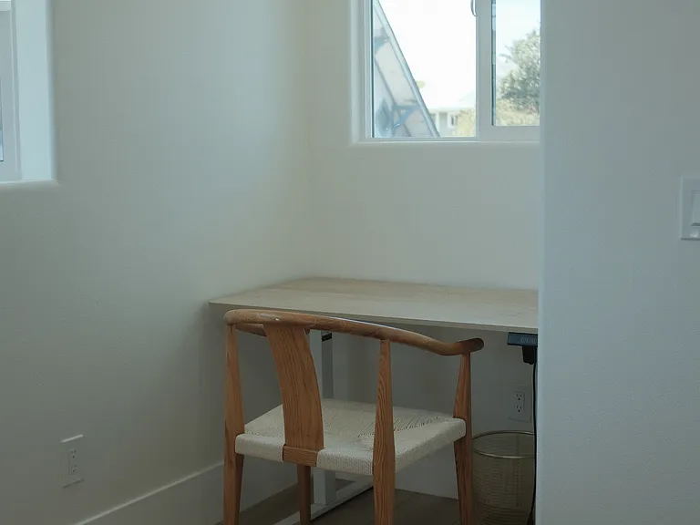 2222 S Budlong Ave #1/2 — Photo 14
