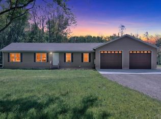 5590 N Jefferson Rd, Midland, MI 48642
