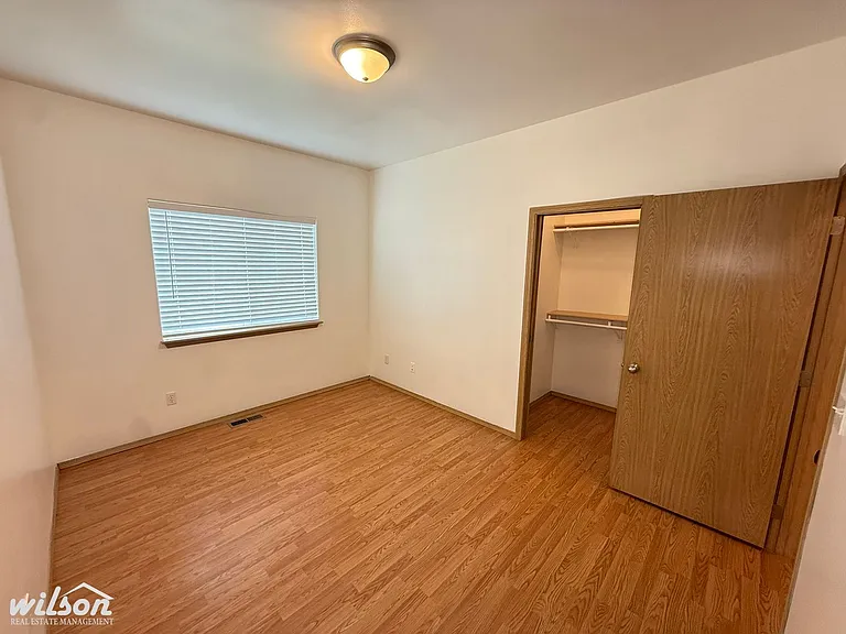 7905 Skyline Way — Photo 7