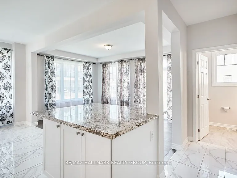 221 Merak Way — Photo 13
