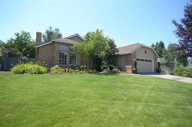 1117 Riverrock Way photo 1