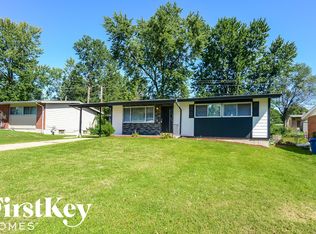 10226 Quaker Dr, Saint Louis, MO