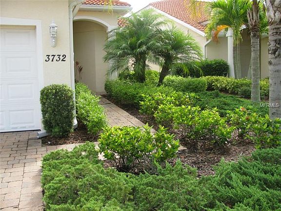 2nd image of 3732 Albacete Cir