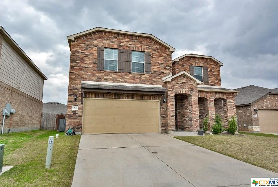 1st image of 1207 Cozy Creek Dr