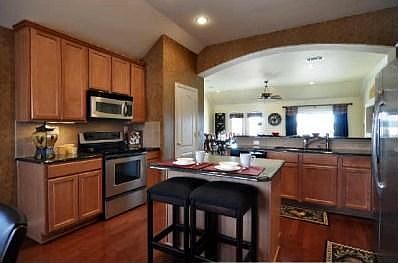 5th image of 9033 Gardenia Dr