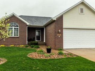 1002 NW Ridge Rd, Ankeny, IA 50023
