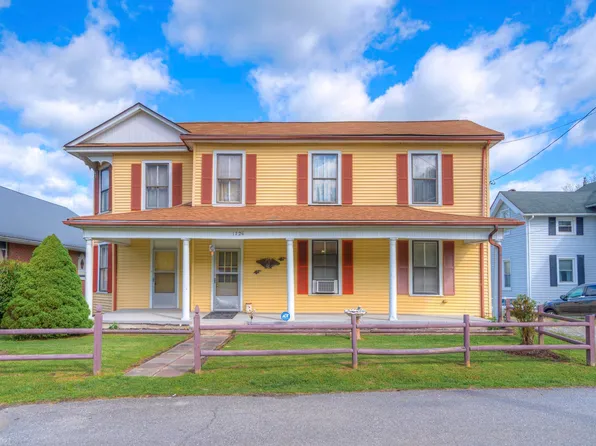 1726 West St, Radford, VA 24141