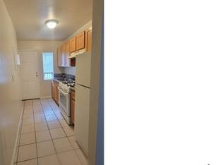 1077 77th Ave APT 5, Oakland, CA 94621