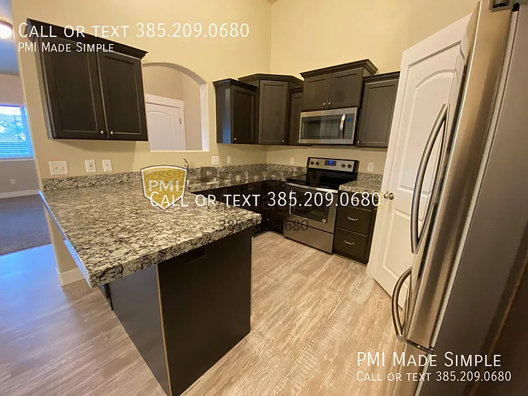 253 W Ridge Rd — Photo 3