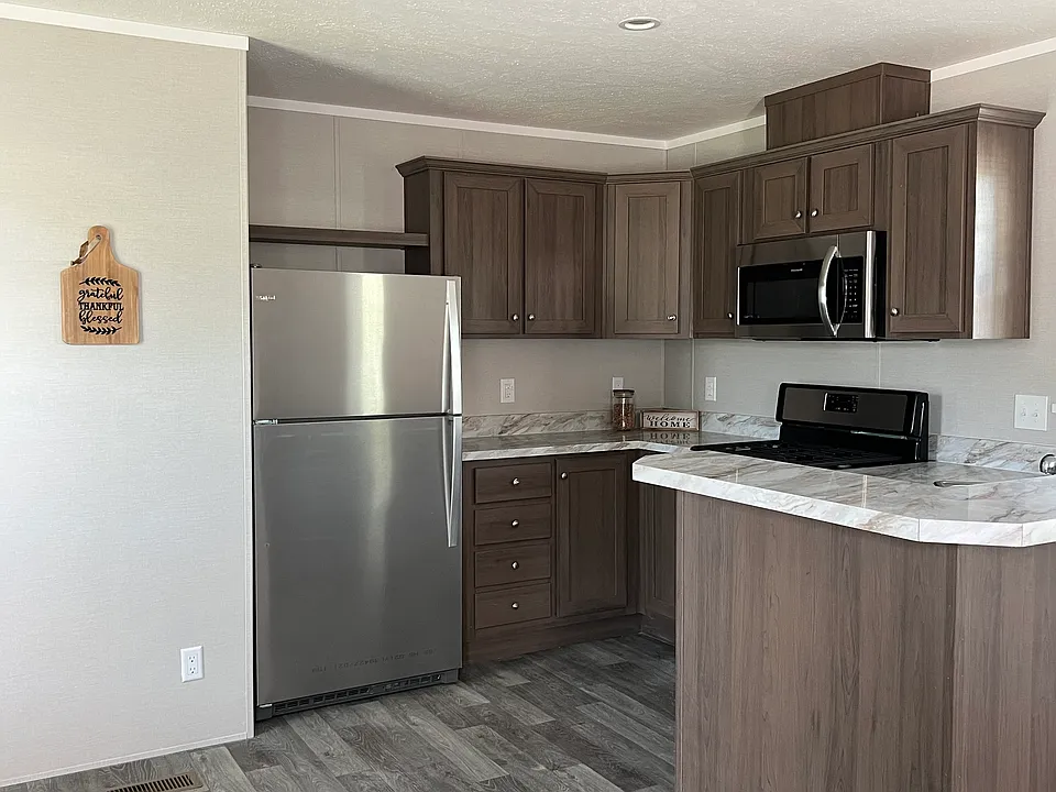 5175 Rhine Dr #33