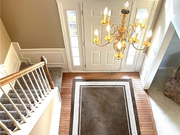 5th image of 18583 Northrup Ln