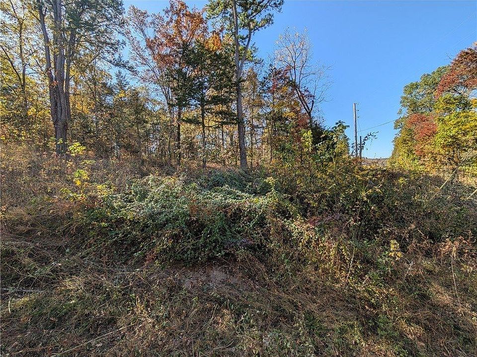 2nd image of Chaucer Dr
