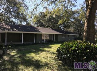 9194 S Riveroaks Dr, Baton Rouge, LA 70815
