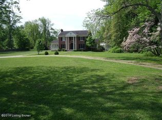 6702 Transylvania Ave, Prospect, KY 40059