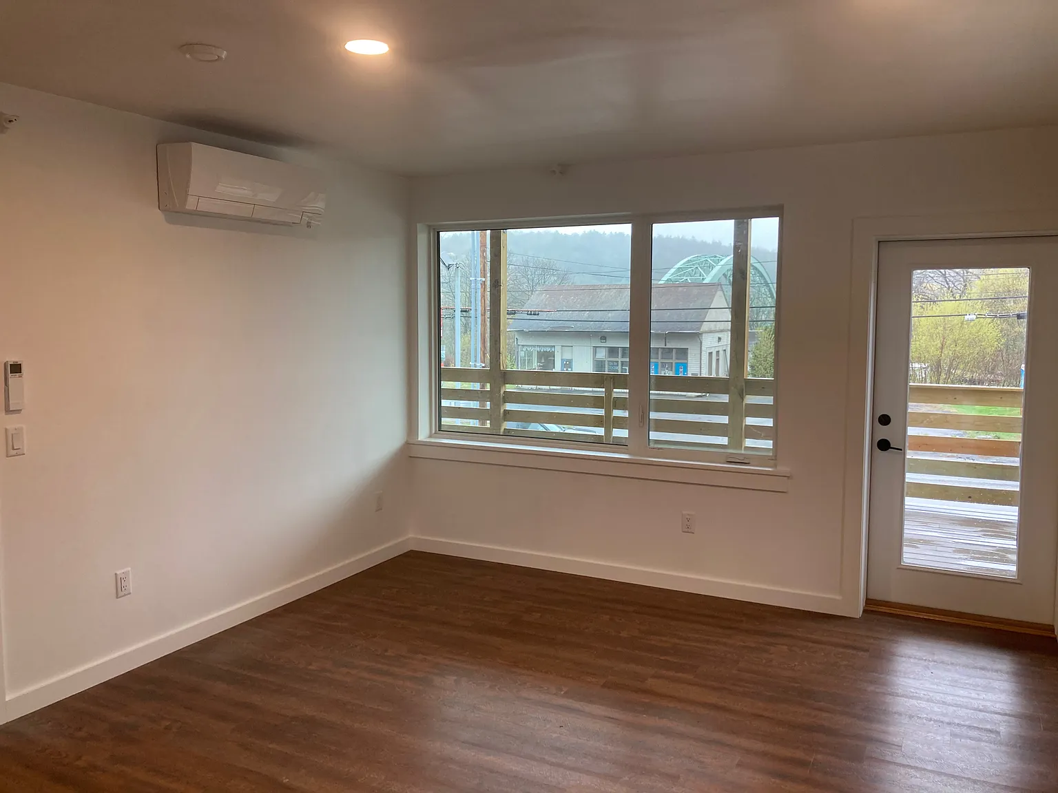 Studio, 386 sqft, $1,040 — Photo 3