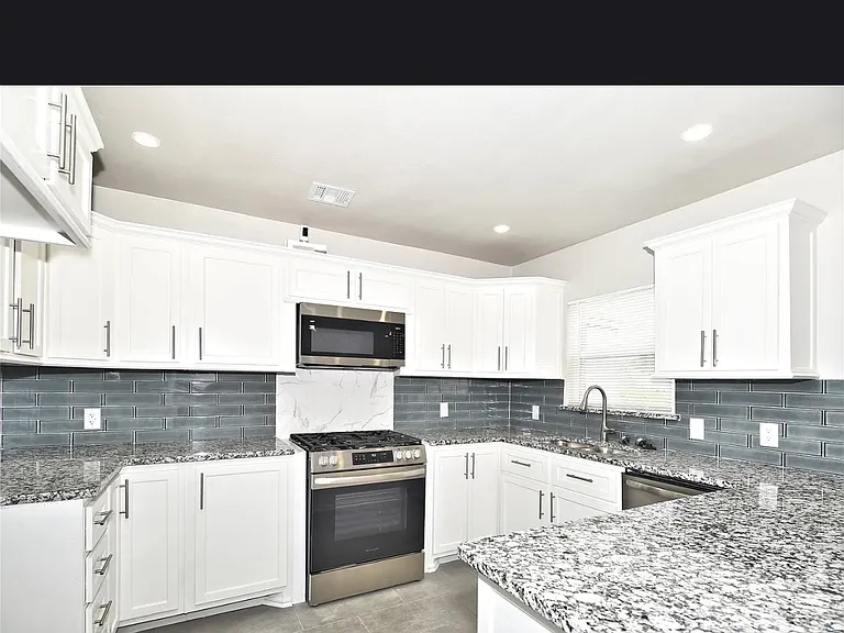 2104 N Boston Pl — Photo 5